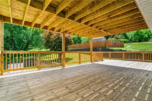 1113 Grandview Ave, Robinson Twp, PA 15108 - Photo 17