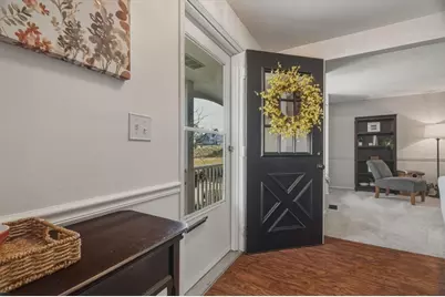 8063 Broadlawn Dr, Pittsburgh, PA 15237 - Photo 3