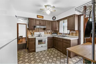 324 Old National Pike, Brownsville, PA 15417 - Photo 13