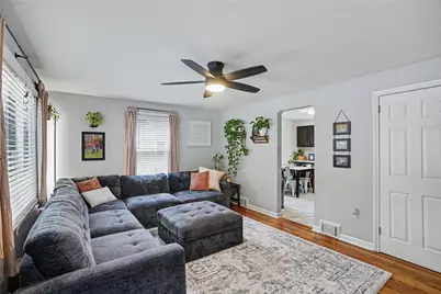 415 Jacks Run Rd, Ross Twp, PA 15202 - Photo 3