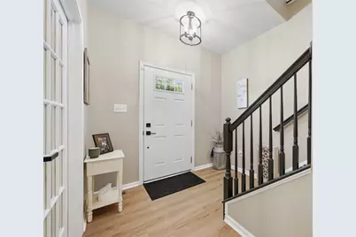 417 Imperial Dr, Canonsburg, PA 15317 - Photo 3