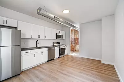 3206 Dobson St, Pittsburgh, PA 15219 - Photo 3