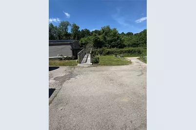 1476 S Eighty Eight Rd, Greensboro, PA 15338 - Photo 23