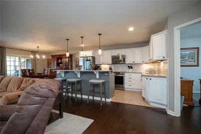 2000 St Andrews Ct, Penn Twp, PA 15644 - Photo 5
