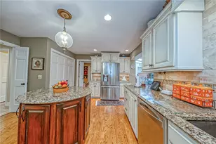 310 Wildberry Rd, Pittsburgh, PA 15238 - Photo 5