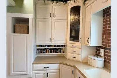 210 Piersol Ave, Bentleyville, PA 15314 - Photo 9