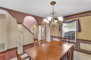 420 Lexington Dr, Hempfield Township, PA 15601 - Photo 9