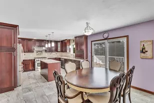 420 Lexington Dr, Hempfield Township, PA 15601 - Photo 9
