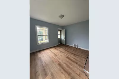 337-339 Shenango Blvd, Farrell, PA 16121 - Photo 3