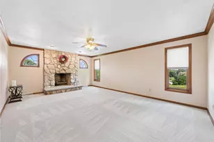 9331 Pembroke Cir, North Huntingdon, PA 15642 - Photo 7
