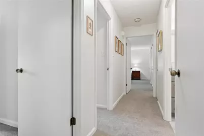 1500 Cochran Road #901, Scott Township, PA 15243 - Photo 21