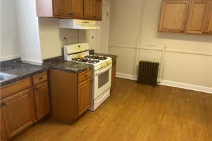 647 Rising Main Ave, Pittsburgh, PA 15212 - Photo 3