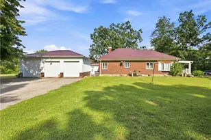 644 Freeport, Jefferson Township, PA 16002 - Photo 7