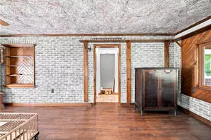 644 Freeport, Jefferson Township, PA 16002 - Photo 23