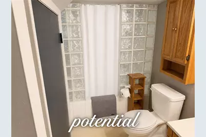 644 Freeport, Jefferson Township, PA 16002 - Photo 37