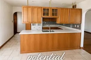 644 Freeport, Jefferson Township, PA 16002 - Photo 17