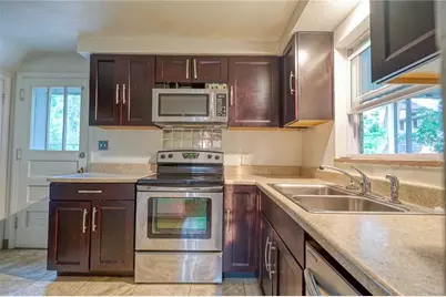 5208 White Oak Dr, Pittsburgh, PA 15147 - Photo 5