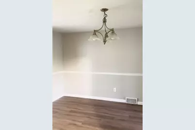 121 Connie Dr #B, Ross Twp, PA 15214 - Photo 3