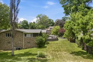 111 Doray Dr, Ross Twp, PA 15237 - Photo 43