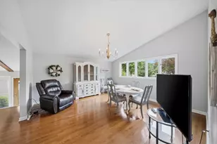 111 Doray Dr, Ross Twp, PA 15237 - Photo 21