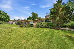 111 Doray Dr, Ross Twp, PA 15237 - Photo 47