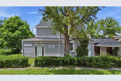 678 Gregg Ave, Bridgeville, PA 15017 - Photo 1