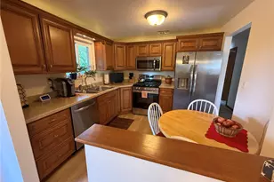 1484 Loretta Dr, Pittsburgh, PA 15235 - Photo 7