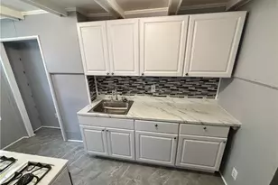 247 Rochelle St, Pittsburgh, PA 15201 - Photo 3