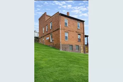 1119 Hancock Avenue, Allegheny Township, PA 15690 - Photo 21