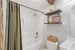 645 Carnival Dr, Pittsburgh, PA 15239 - Photo 23
