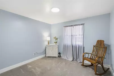 645 Carnival Dr, Pittsburgh, PA 15239 - Photo 25