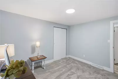 645 Carnival Dr, Pittsburgh, PA 15239 - Photo 29