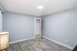 645 Carnival Dr, Pittsburgh, PA 15239 - Photo 27
