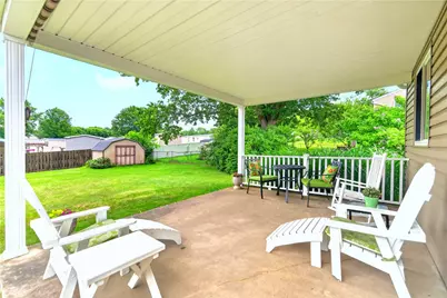 221 Navaho, Hempfield Township, PA 15601 - Photo 11