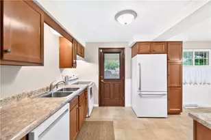 221 Navaho, Hempfield Township, PA 15601 - Photo 21