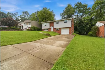 408 Hazelnut Dr, Monroeville, PA 15146 - Photo 3