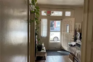 3884 East St, Pittsburgh, PA 15214 - Photo 5
