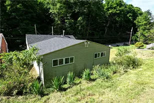 854 Bocktown Rd, Moon/Crescent Twp, PA 15046 - Photo 9
