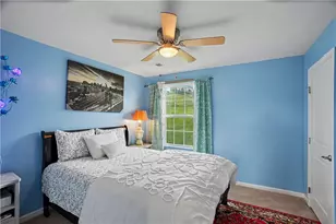 370 Greene Dr, Jefferson Hills, PA 15025 - Photo 9