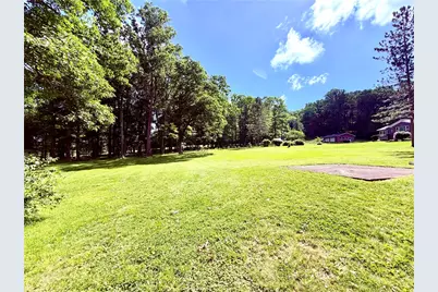 328 Keslar School Rd, Saltlick Township, PA 15610 - Photo 21