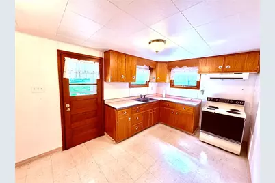 328 Keslar School Rd, Saltlick Township, PA 15610 - Photo 7