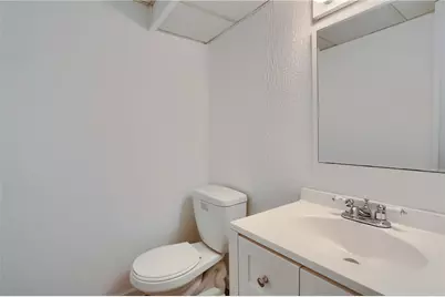 1505 Drespling Ln, Hickory Township, PA 16101 - Photo 27