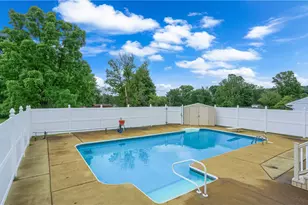 1505 Drespling Ln, Hickory Township, PA 16101 - Photo 7