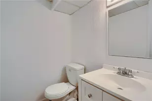1505 Drespling Ln, Hickory Township, PA 16101 - Photo 27
