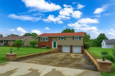 1505 Drespling Ln, Hickory Township, PA 16101 - Photo 1