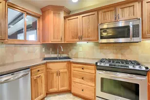1505 Drespling Ln, Hickory Township, PA 16101 - Photo 9