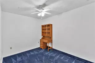 1903 Hunt Club Dr, Hempfield Township, PA 15601 - Photo 25
