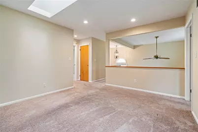 305 Squire Circle, Pittsburgh, PA 15212 - Photo 33