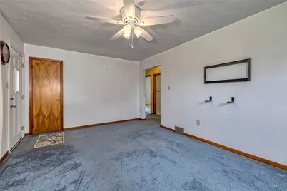 1921 Sloan Ave, Latrobe, PA 15650 - Photo 17