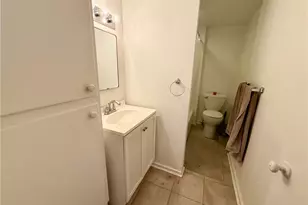 111 Quay St, Manor Township, PA 16236 - Photo 11